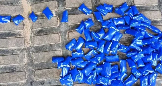 Оба к «успеху» шли: с крупной партией наркотиков задержаны двое молодых дзержинцев
