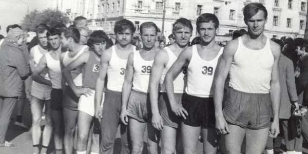 Герои спортивных арен. Виктор Гагарин - первый мастер спорта по легкой атлетике в Дзержинске
