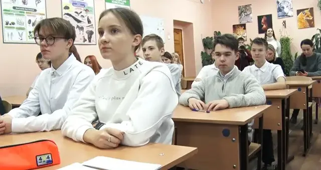 В жизни пригодится: урок по коммунальной грамотности прошел в одной из школ Дзержинска