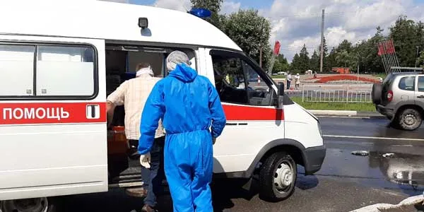 Два человека пострадали при столкновении на перекрестке в Дзержинске