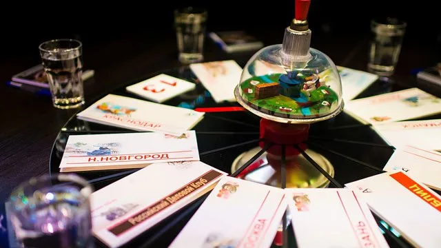 Заработала интеллектом. Жительница Дзержинска выиграла у знатоков клуба «Что? Где? Когда?» 80 тысяч рублей