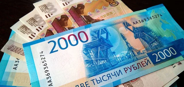 Госдума приняла закон о повышении МРОТ с 2019 года