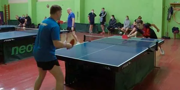 Азартный пинг-понг: завершились спарринг-встречи в высшей лиге дзержинского настольного тенниса