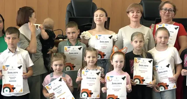 Я и мой любимый город: победителей фотоконкурса наградили в Гордуме Дзержинска