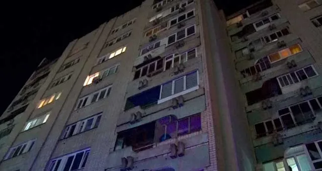 Смертельная высота: мужчина погиб после падения из окна многоэтажки в Дзержинске