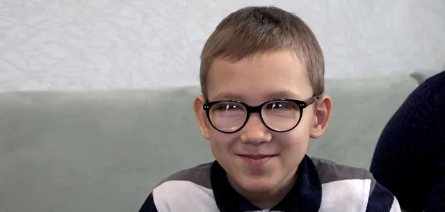 Дзержинцы снова помогли. 8-летний Коля Чистяков едет на реабилитацию