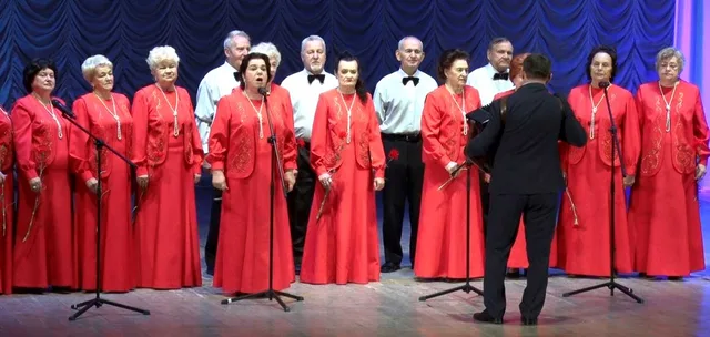 Дзержинский хор ветеранов отпраздновал 50-летний юбилей