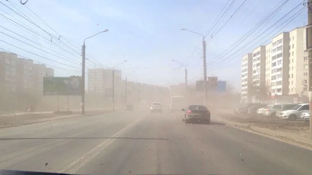 Дзержинск накрыло туманом из песка