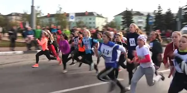 В Дзержинске прошла легкоатлетическая эстафета «Золотая осень»