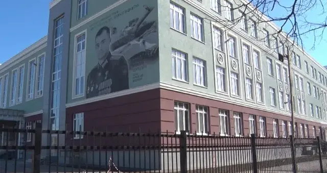 Все сроки сорваны: региональная Корпорация развития станет генеральным подрядчиком по достройке школы в Дзержинске