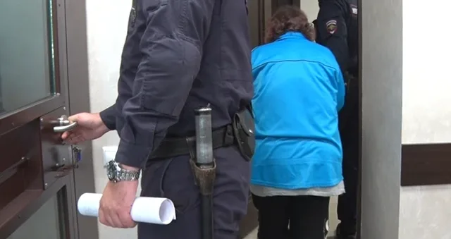 Ссора на ножах: дело об убийстве женщиной родного отца рассмотрит Дзержинский городской суд