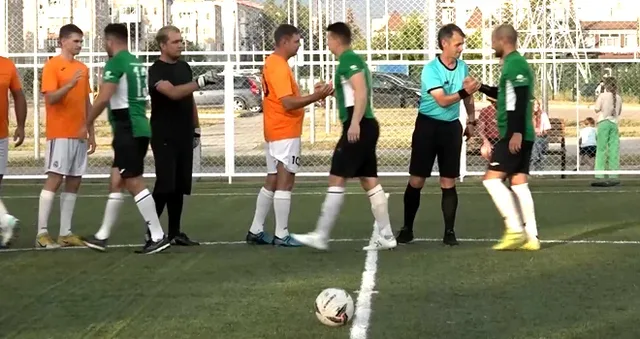 «Спортивный клуб». Дзержинск футбольный