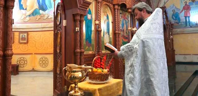 Яблочный Спас: православные дзержинцы отмечают один из 12 главных христианских праздников