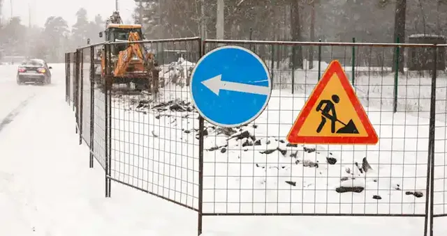 Лужам бой: к работам на подтапливаемых участках дорог приступили в Дзержинске