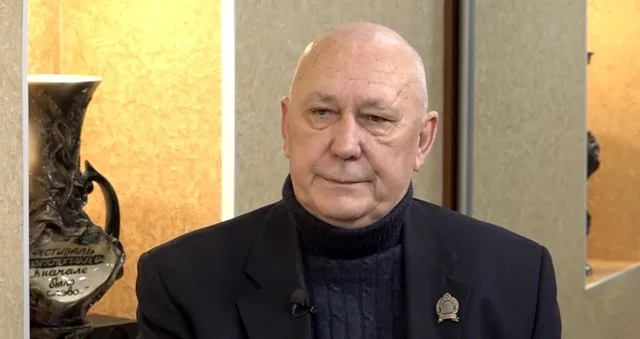 «Говорит Дзержинск». Диалог с артистом