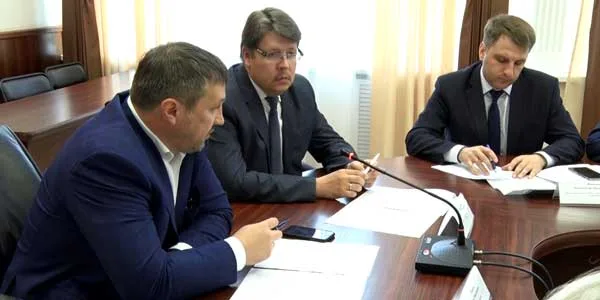 В дзержинской администрации прошло еще одно совещание по поводу вывоза мусора