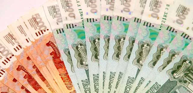 Преступные доходы: обвиняемый в мошенничестве налоговый инспектор предстанет перед дзержинским судом