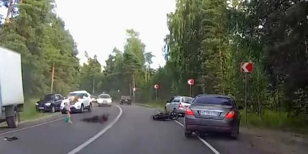 Серьезно пострадавший в ДТП водитель мопеда сбежал из больницы в Дзержинске