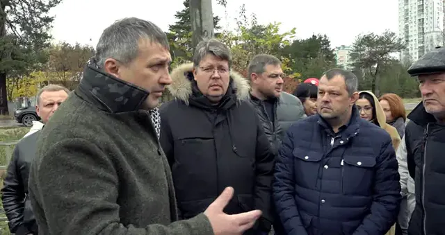 «Как мы будем входить в зиму?» Проблему сорванных сроков ремонта Желнинского моста и пр. Циолковского обсудили на выездном заседании в Дзержинске