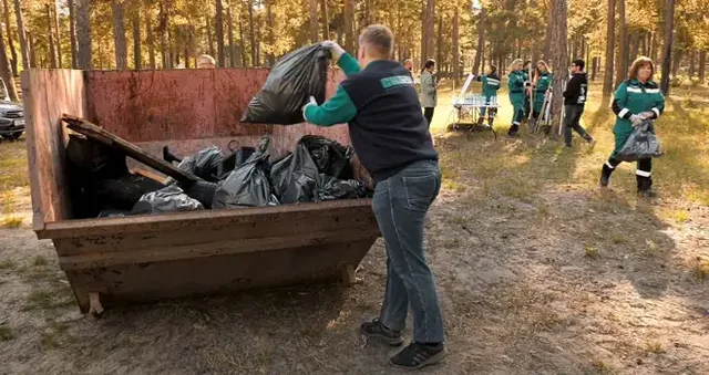 Зеленый город: территорию парка «Молодежный» в Дзержинске привели в порядок