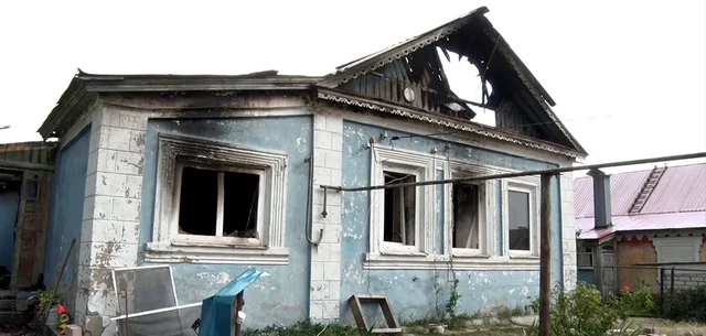 Потерявшим во время пожара дом жителям пригорода Дзержинска требуется помощь