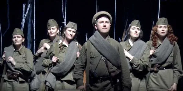 Декабрьская афиша: дзержинские театры возобновили свою работу после долгого перерыва
