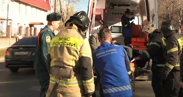 Жесткое столкновение: мотоциклист серьезно пострадал в дорожной аварии в Дзержинске