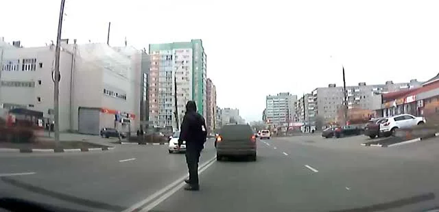 Обратная связь: перебежчики и разгильдяи на дорогах Дзержинска