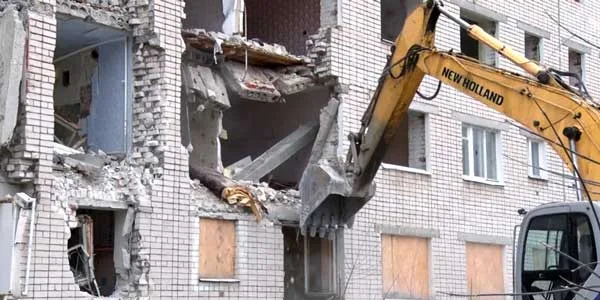 Начался снос аварийного дома 6А на Буденного в Дзержинске