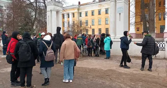 Вторая волна: очередная массовая эвакуация прошла в колледжах Дзержинска