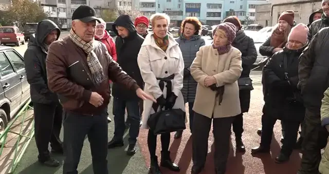 Нечистые отношения: жители дом на улице Попова в Дзержинске намерены сменить управляющую компанию