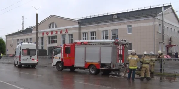 Неизвестный сообщил о минировании железнодорожного вокзала в Дзержинске