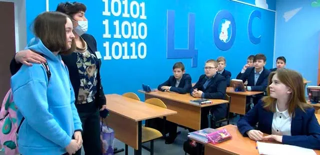 Новые друзья и знания: дети вынужденных переселенцев из Донбасса пошли в школы.
