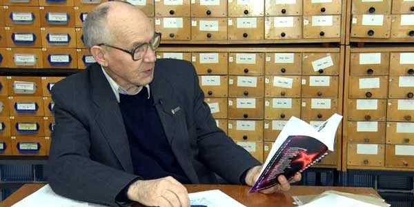 Вышла в свет новая книга дзержинского краеведа и журналиста Вячеслава Сафронова
