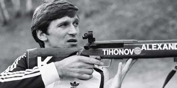 Герои спортивных арен. Легендарный Тихонов. Интервью дзержинского журналиста с биатлонистом