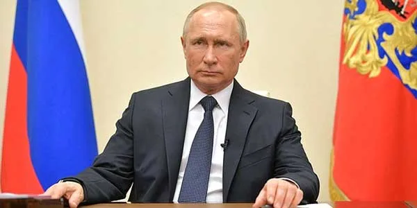 Самоизоляция на месяц. Владимир Путин продлил режим нерабочих дней до 30 апреля