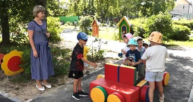 Работа на округе: поддержка учреждений соцсферы - главное в работе дзержинского депутата