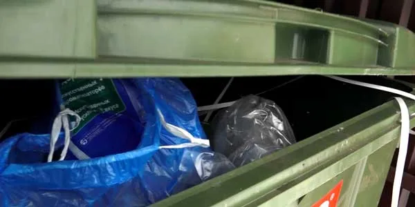 Три в одном. В Дзержинске появились контейнеры для раздельного сбора мусора