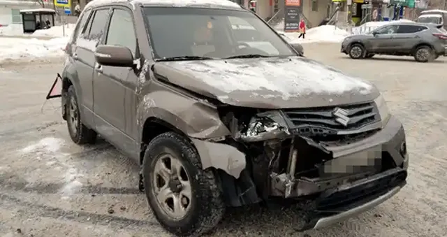 Аномально-аварийное утро: сразу несколько ДТП произошли на разных улицах Дзержинска