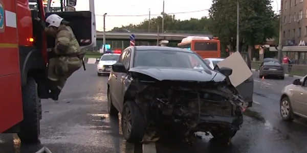 Водитель погиб и двое детей пострадали в автоаварии в Нижнем Новгороде