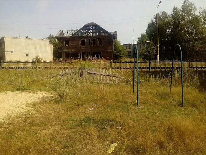 Сквер благоустроят на месте аварийного дома в поселке Пыра рядом с Дзержинском