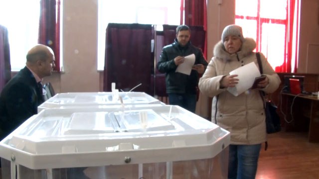 В Дзержинске явка избирателей на 10.00 составила в среднем 9,5%