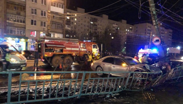 В Дзержинске столкнулись «Майбах» и «Фольксваген». Погибла женщина