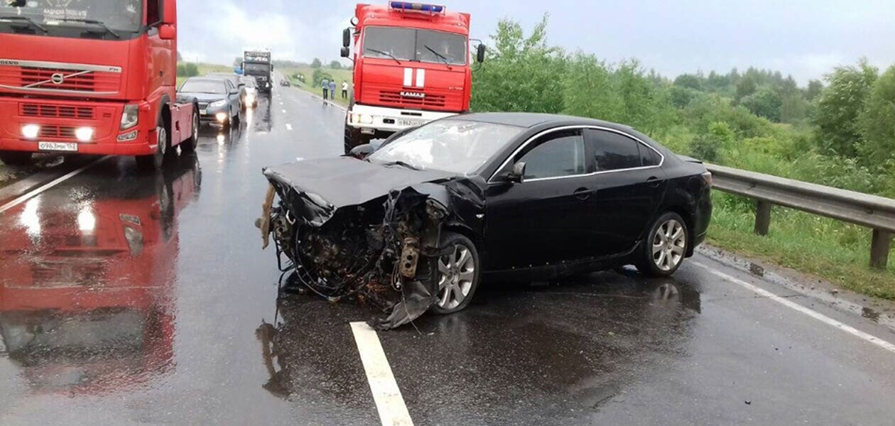 В Богородском районе в ДТП у бензозаправки погибли два человека