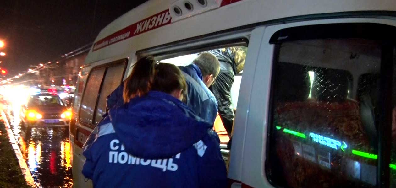 В Дзержинске иномарка сбила бабушку с внуком