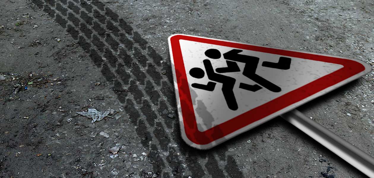 В Нижнем Новгороде внедорожник сбил женщину с ребенком и скрылся