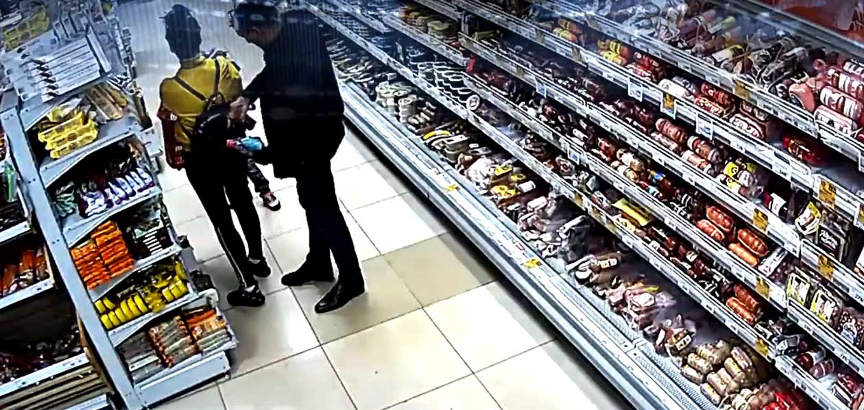 В Дзержинске семейная пара ограбила продуктовый магазин