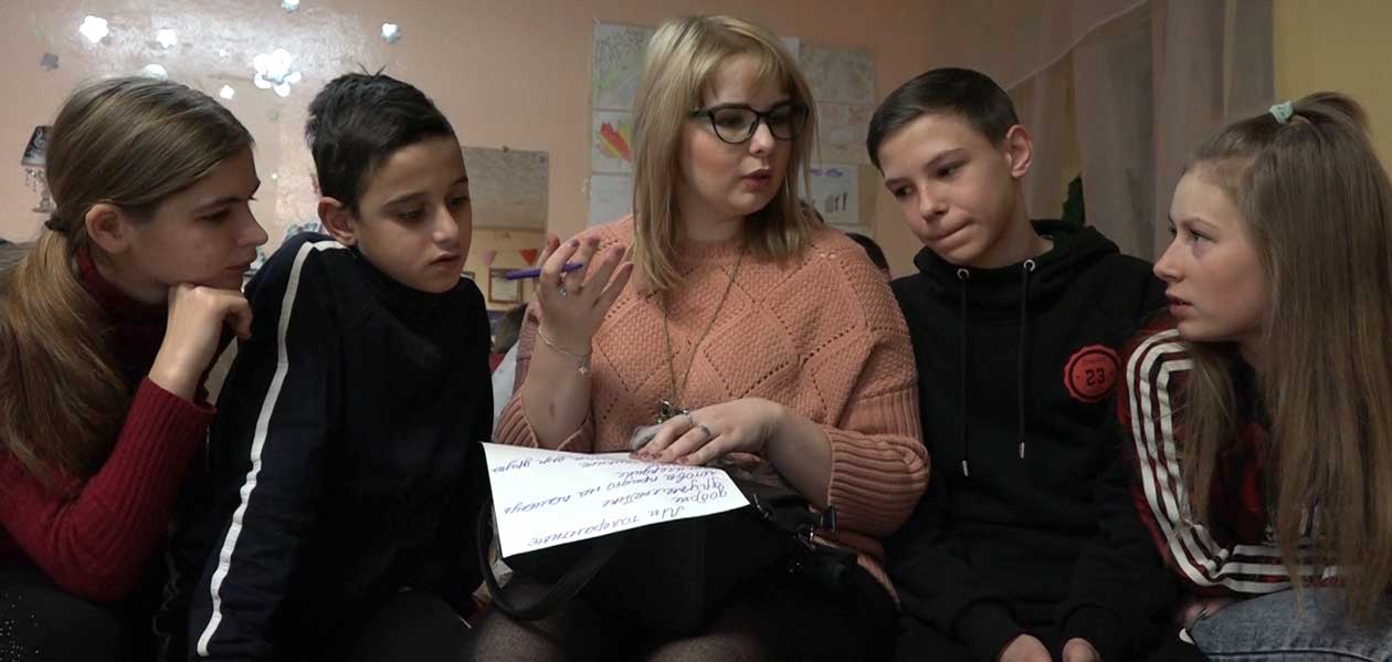 Дзержинским школьникам рассказали о толерантности