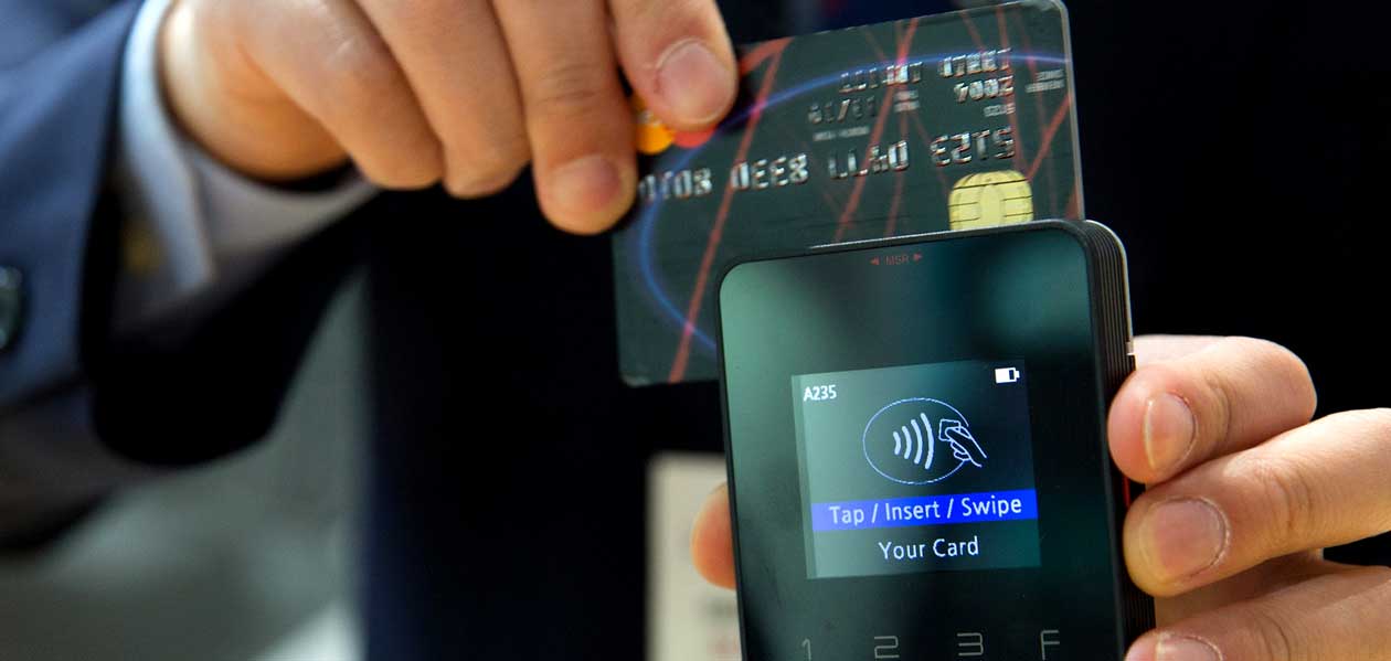 В Дзержинске мошенники сняли с карты потерпевшего 105 тысяч рублей