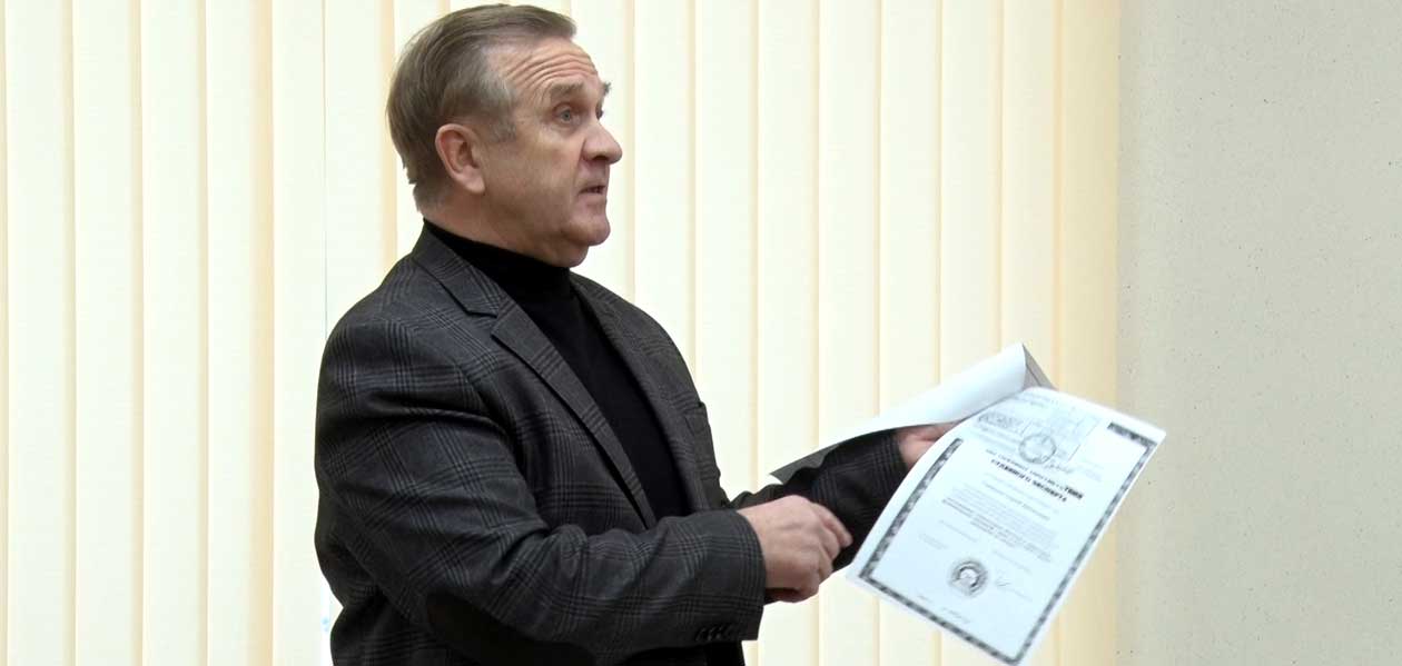 На слушание по делу дзержинского депутата Лескова не явился один из участников процесса